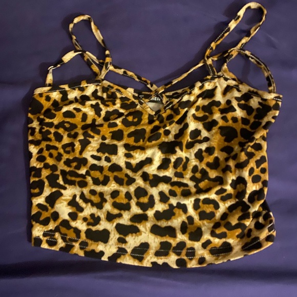 Crop top - Picture 1 of 2